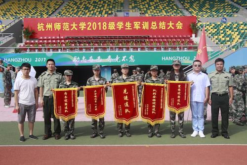 我院取得军训成绩大满贯