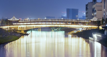 台湾av