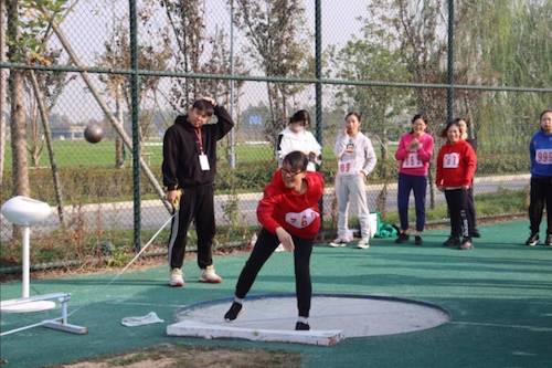 QR[I6Y@@EV%ZJJ~LXU37F]W