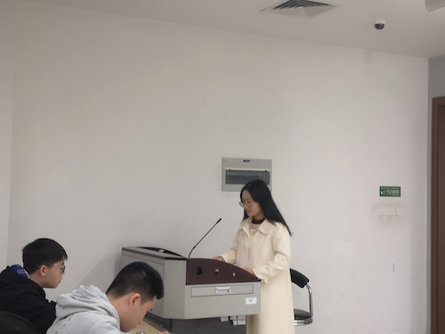 历史181班会现场