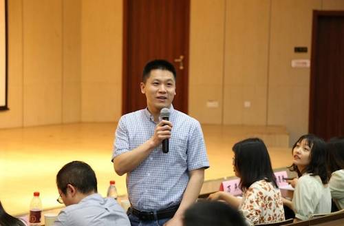 LLXLD%Z0LUXM{ZRAC8RZ2VE